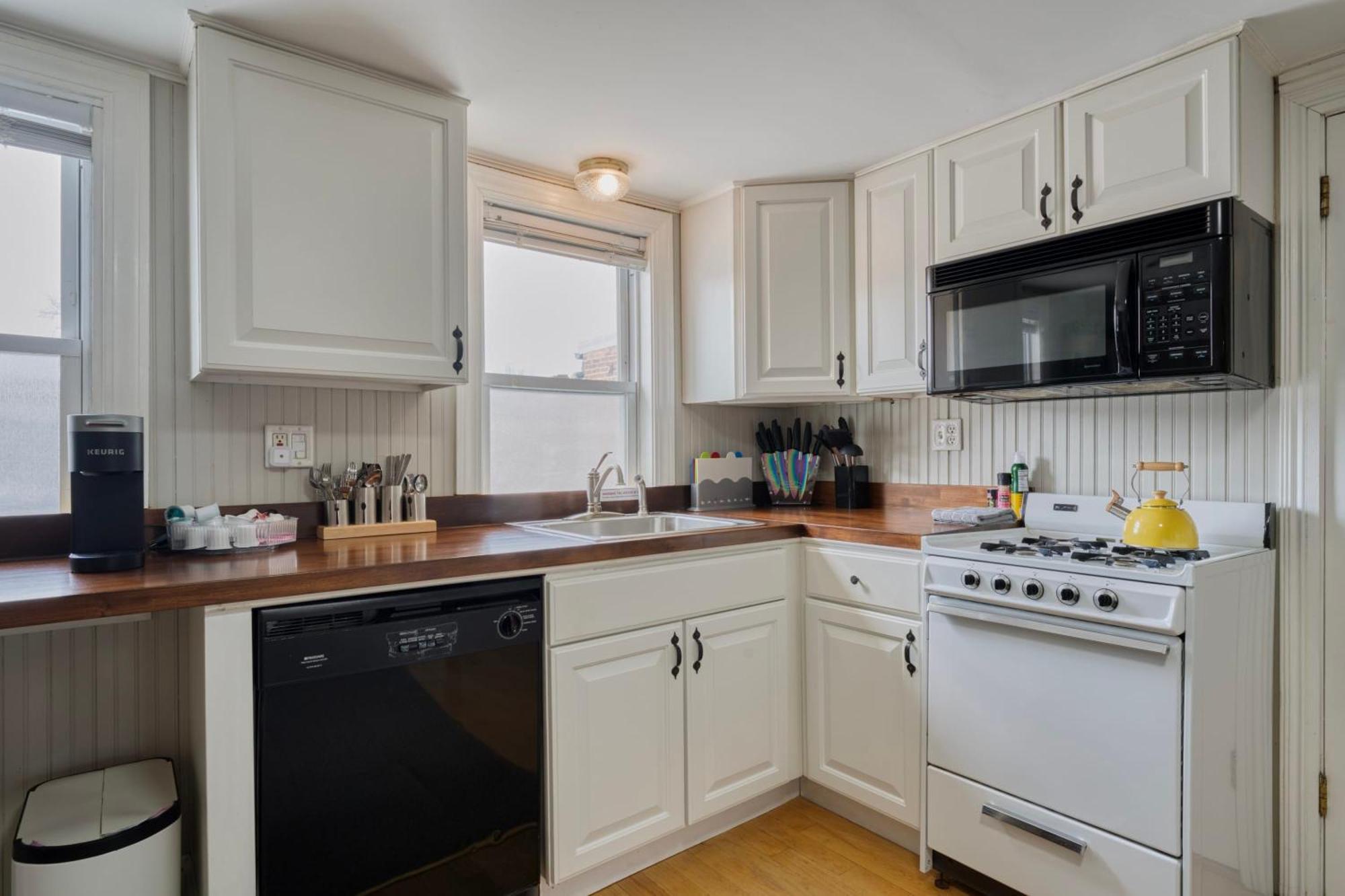 Top-Floor 1Br In Historic Capitol Hill Washington Buitenkant foto