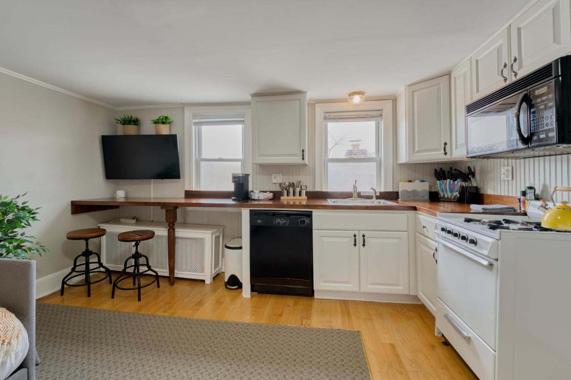 Top-Floor 1Br In Historic Capitol Hill Washington Buitenkant foto